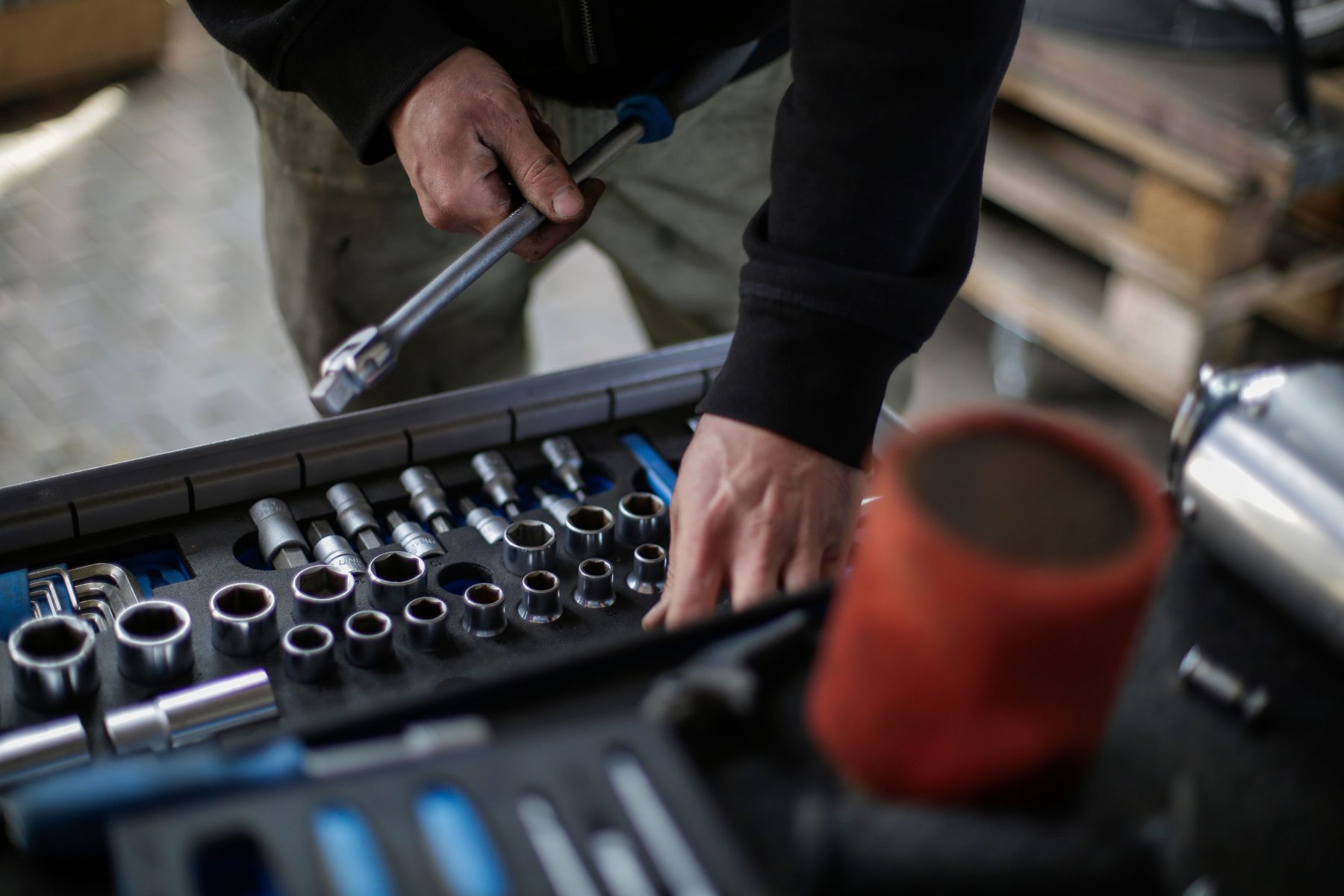 A tray of neatly laid out tools